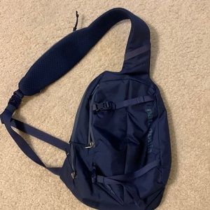 Patagonia Atom 8L Used Sling Bag